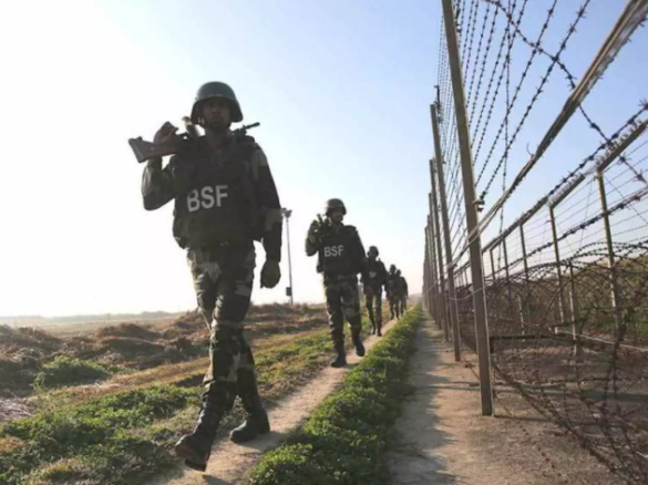 Centre has extended BSF's jurisidiction in Punjab to up to 50 kms from border. (Photo Credit: AP)